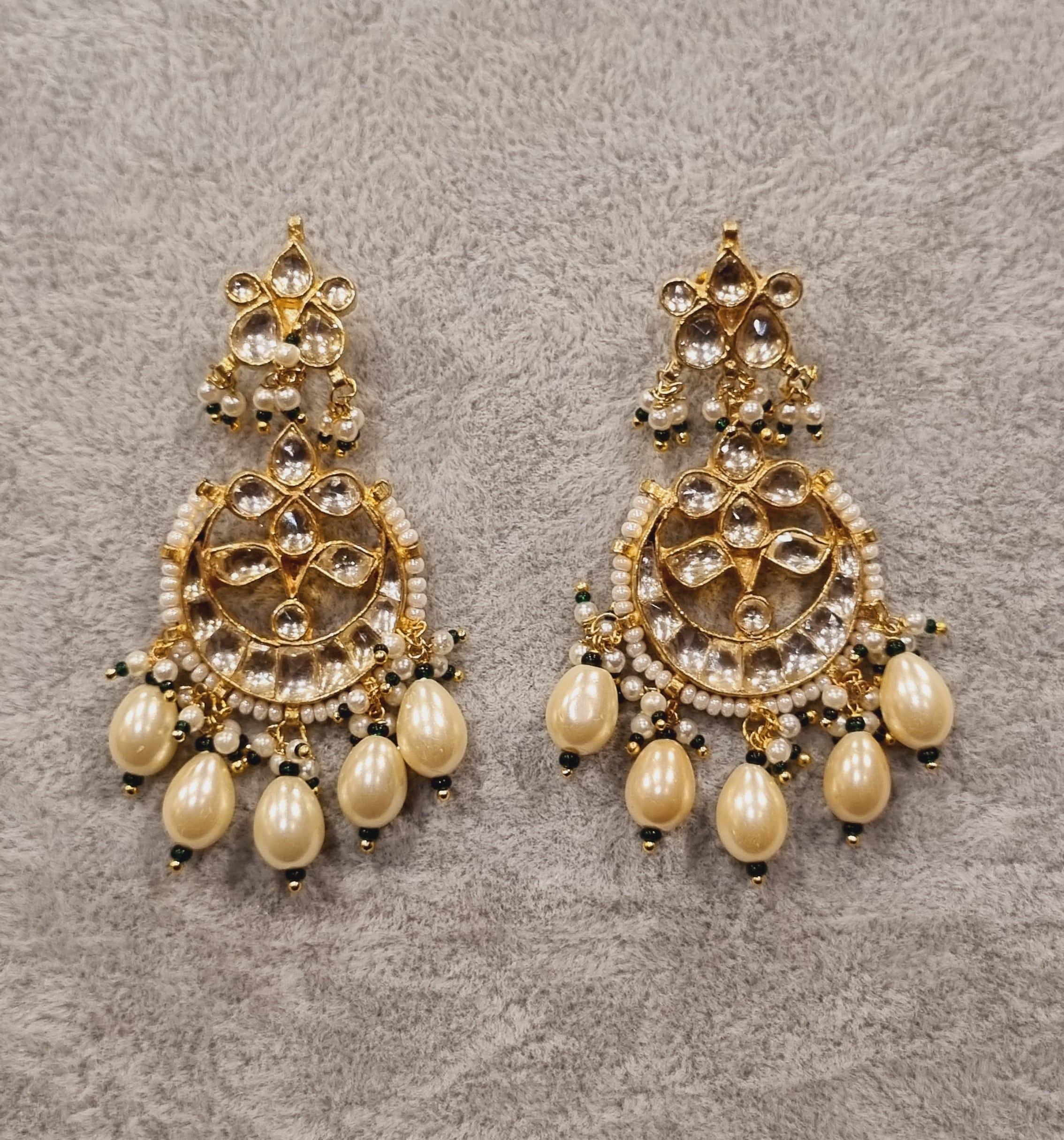 kundan-pearl-drop-earrings